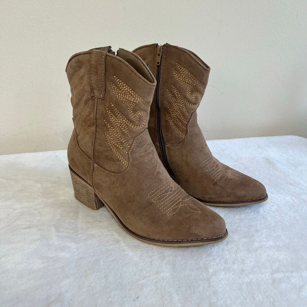 Altar’d State Brown Suede Ankle Western Boots 7.5 women